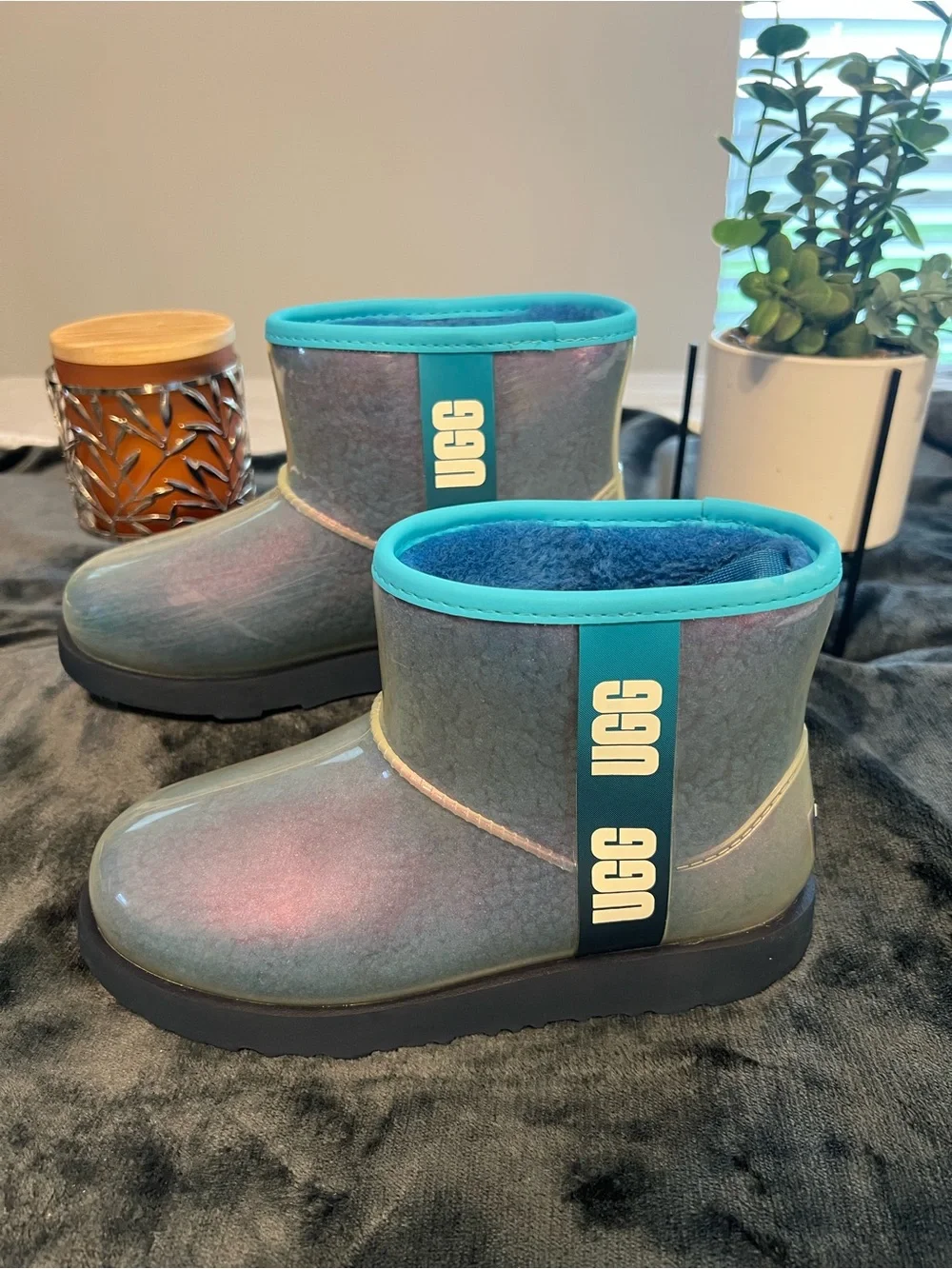 UGG Kids Iridescent Teal-Trim Short Rain Boots